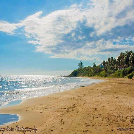 Treasure Beach Hotel エクステリア 写真